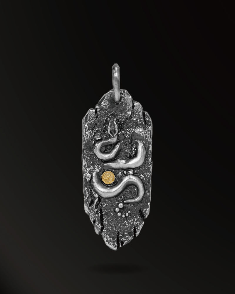 Fossil Horn Snake Amulet in 925 Silver+18K Gold