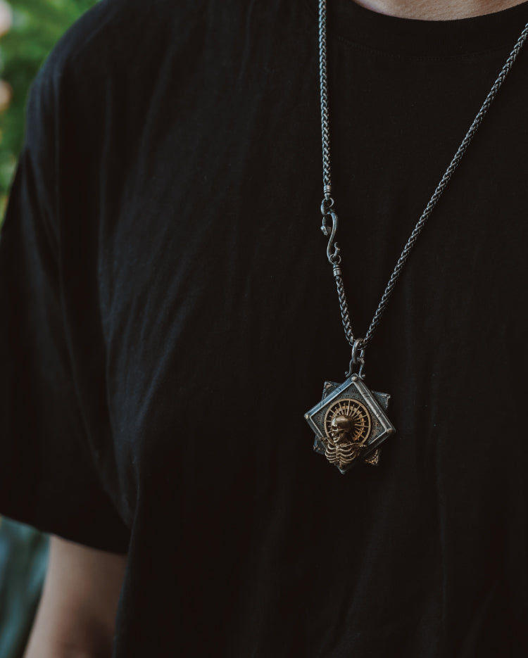 Holy Light Skull Amulet in 925 Silver