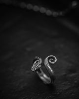 Mini Horn snakes Ring in 925 Silver