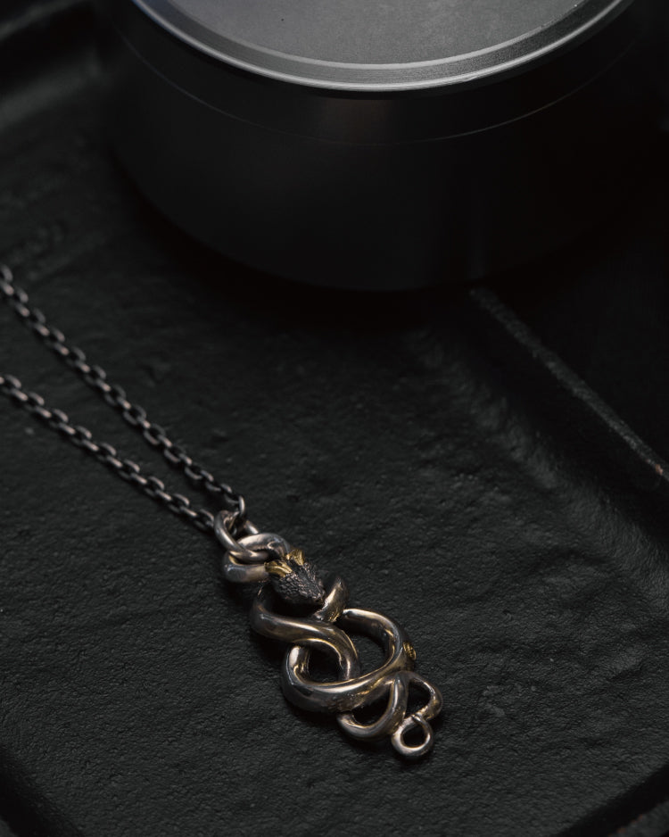 Infinite Horn snakes Amulet in 925 Silver+18K Gold